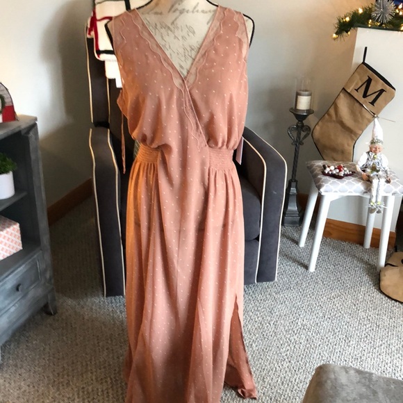 Dresses & Skirts - Astar Nordstrom’s dress brand new with tag beautiful mint condition LAST DROP